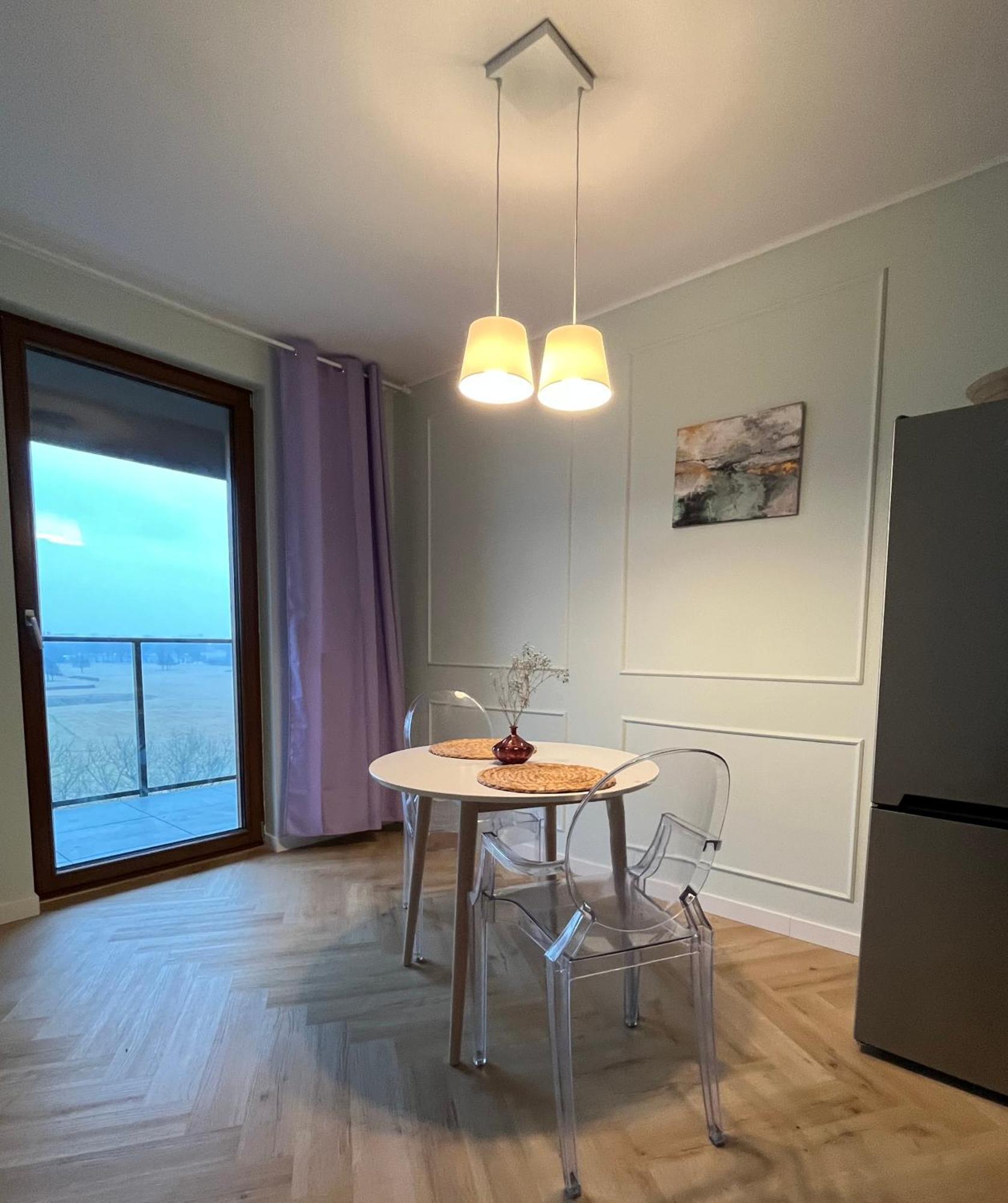 Warsaw Airport Wyscigi - City And Green View Apartment With Underground Garage ภายนอก รูปภาพ
