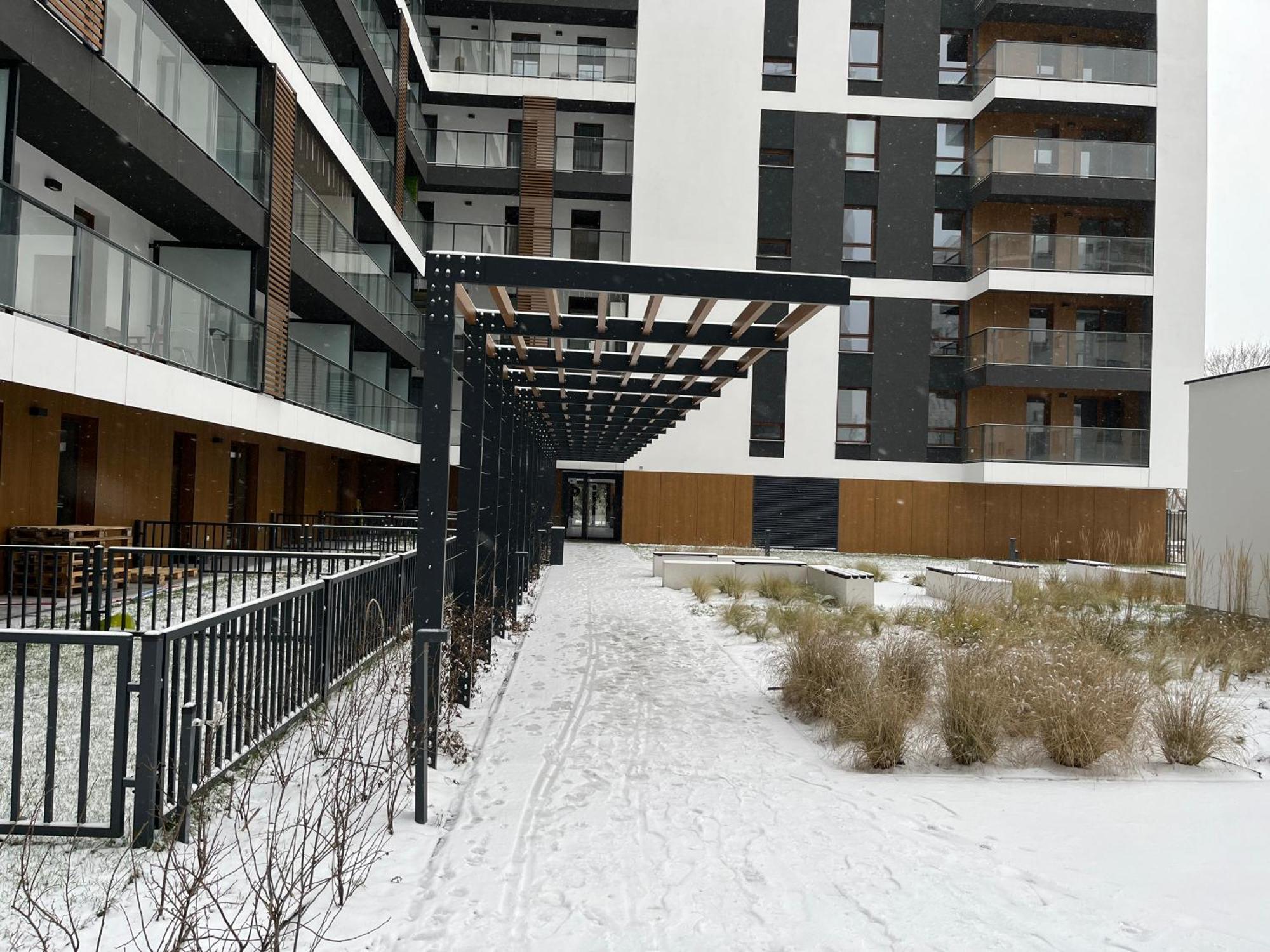 Warsaw Airport Wyscigi - City And Green View Apartment With Underground Garage ภายนอก รูปภาพ